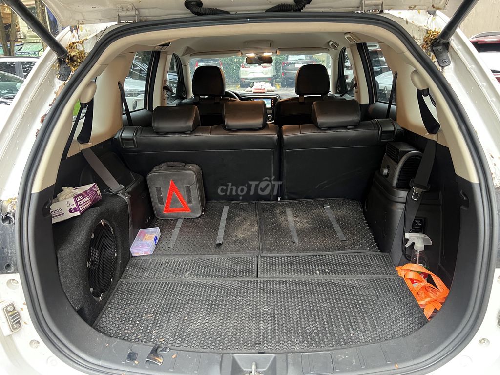 Mitsubishi Outlander 2.0 CVT 2019 Белый 55 000 км