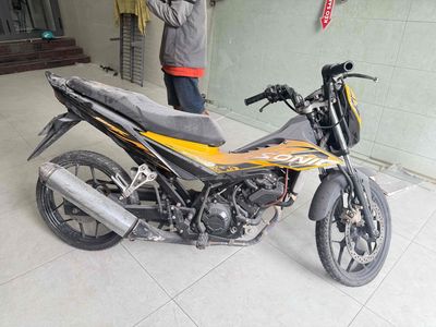 Honda Sonic Vàng đen