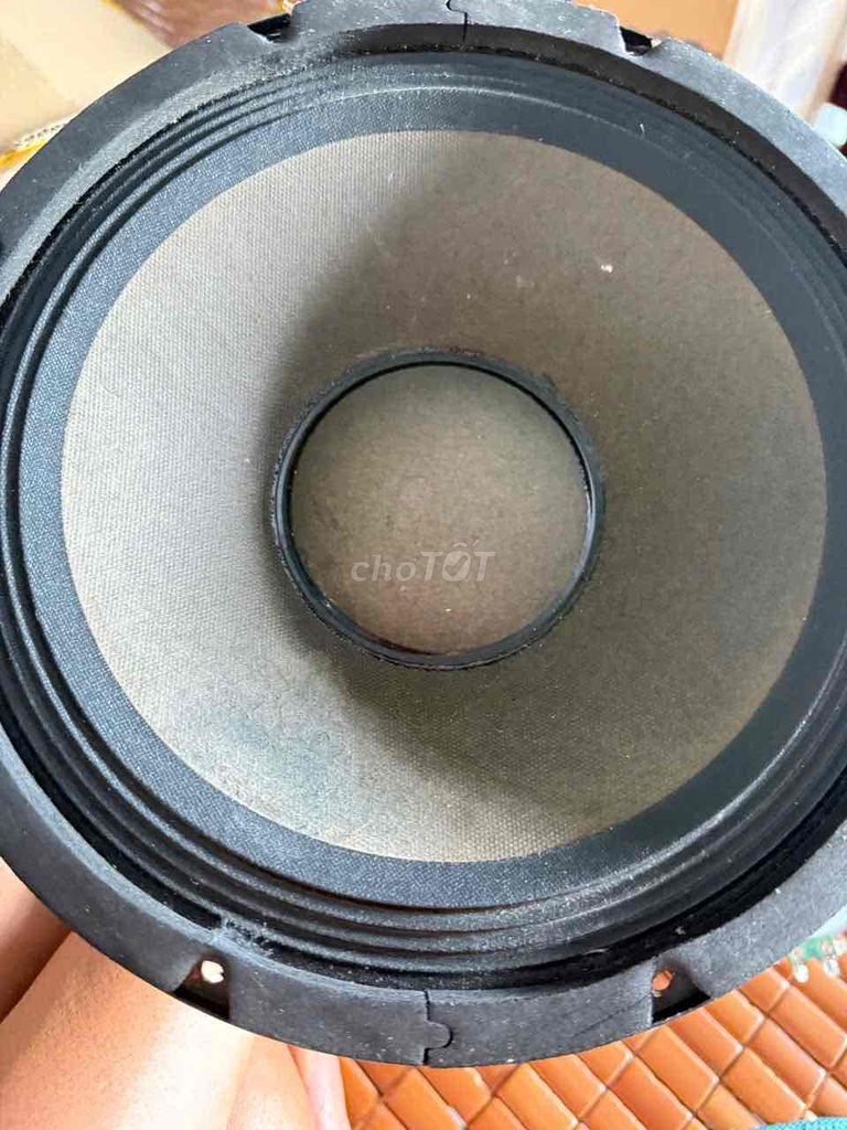 Loa Bass Trep bãi USA hoạt động tốt. Mua bán Tivi, Âm thanh tại Huyện Thới Lai Cần Thơ được đăng bởi Nguyễn Văn Là hình 1