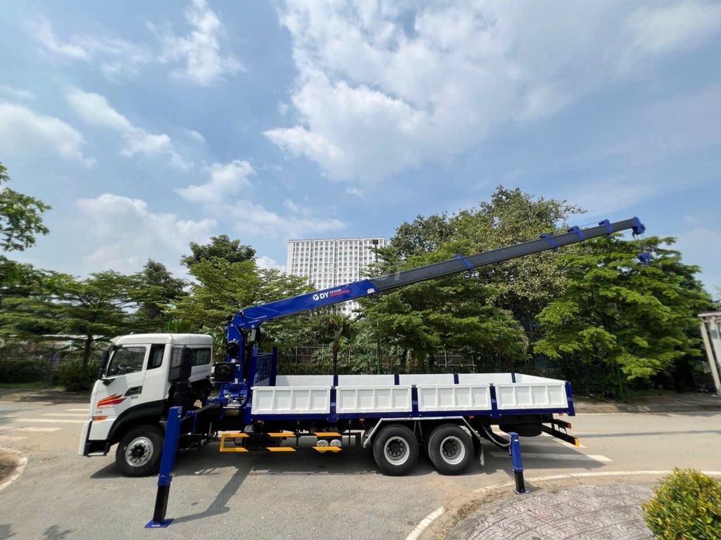 Bán DONGFENG 3 chân 2 cầu cẩu DONGYANG 8tấn 6 khúc. Mua bán Xe tải, xe ben tại Quận 12 Tp Hồ Chí Minh được đăng bởi Mr Thành hình 3