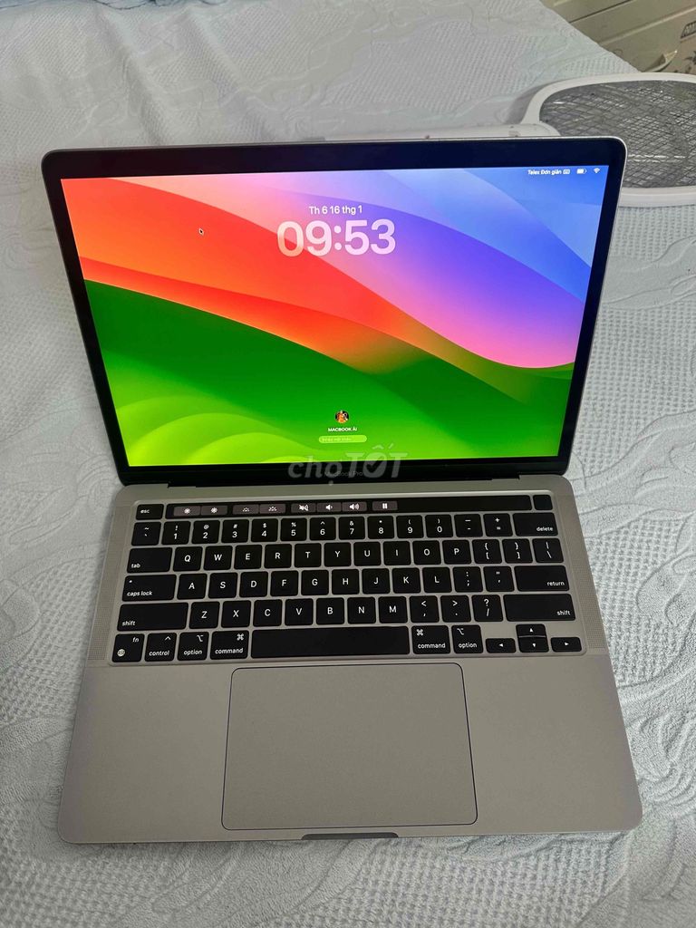 Apple Macbook Pro M1 8GB/256GB Xám. Mua bán Laptop tại Quận Long Biên Hà Nội được đăng bởi quang huy  hình 1