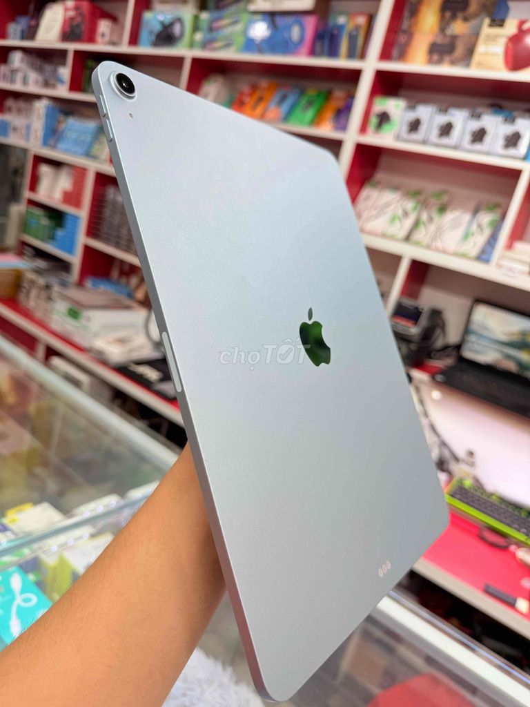 Apple iPad Air 13 inch (M3) 128GB Bạc. Mua bán Máy tính bảng tại Quận Bình Thạnh Tp Hồ Chí Minh được đăng bởi đưc hiếu hình 1