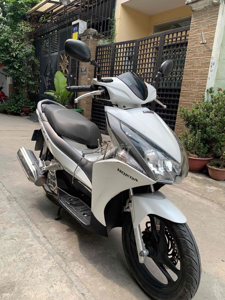 Honda Ariblade Fi 2012 SD39000km Bs.Tphcm đẹp. Mua bán Xe máy tại Quận Bình Tân Tp Hồ Chí Minh được đăng bởi Anh khuê hình 3