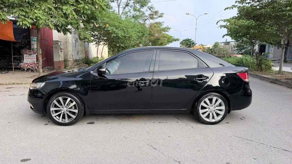 Kia Forte 2010 photo 4