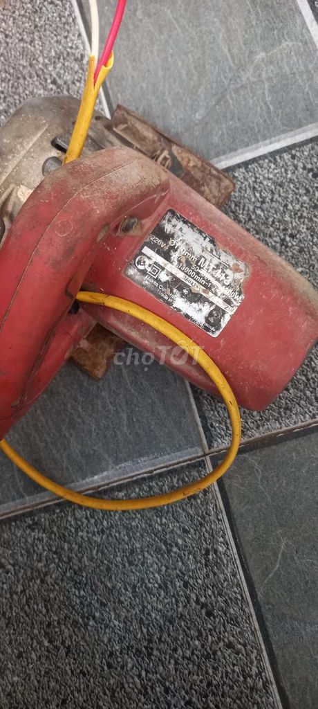Máy cắt gỗ Maktec 220V màu Đỏ. Mua bán Đồ chuyên dụng, Giống nuôi trồng tại Huyện Quảng Xương Thanh Hóa được đăng bởi hanh hình 1