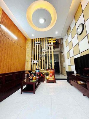 Townhouse 92 m² · 4 bed · Đường An Dương Vương