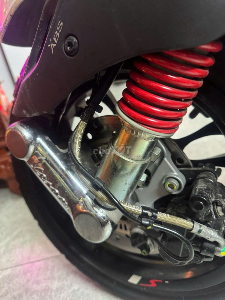 Cần bán xe Vespa Sprint S 125 ABS odo 9000km. Mua bán Xe máy tại Quận 11 Tp Hồ Chí Minh được đăng bởi Chuyên Bác Vinh hình 5