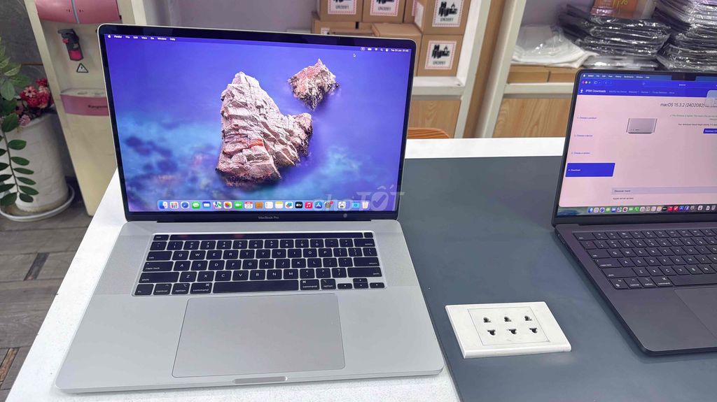Macbook Pro 2019: i7/16GB/512GB- Pin cao. Mua bán Laptop tại Quận Thanh Khê Đà Nẵng được đăng bởi Tín Phát Apple hình 1