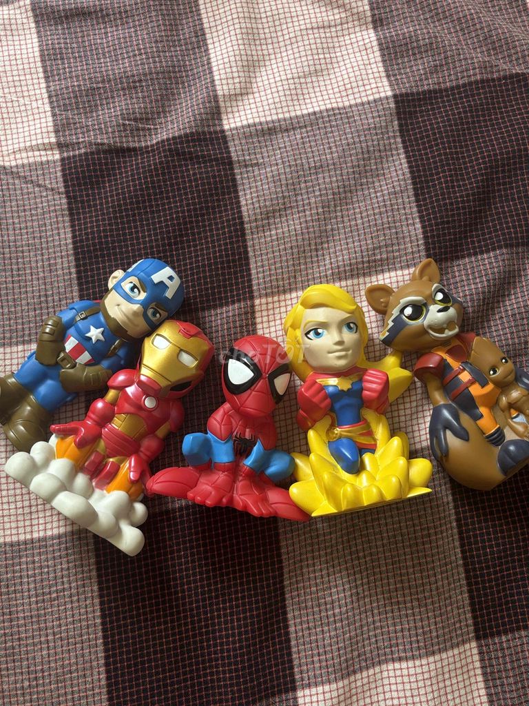 Đồ chơi siêu anh hùng Marvel