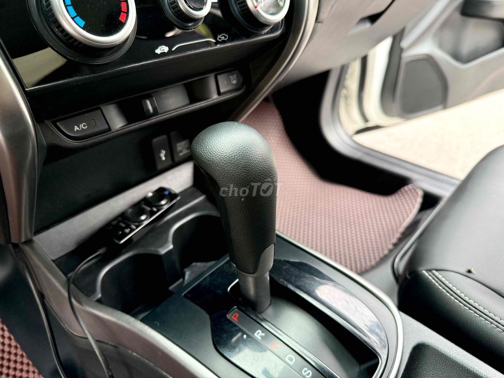 Honda City 2014 1.5 CVT - 110000 km. Mua bán Ô tô tại Quận Long Biên Hà Nội được đăng bởi Thế Anh hình 12