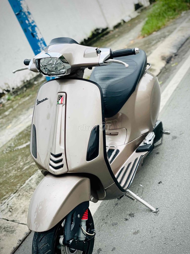 Vespa 2016 iget bstp chính chủ. Mua bán Xe máy tại Huyện Hóc Môn Tp Hồ Chí Minh được đăng bởi Hoài Việt hình 4