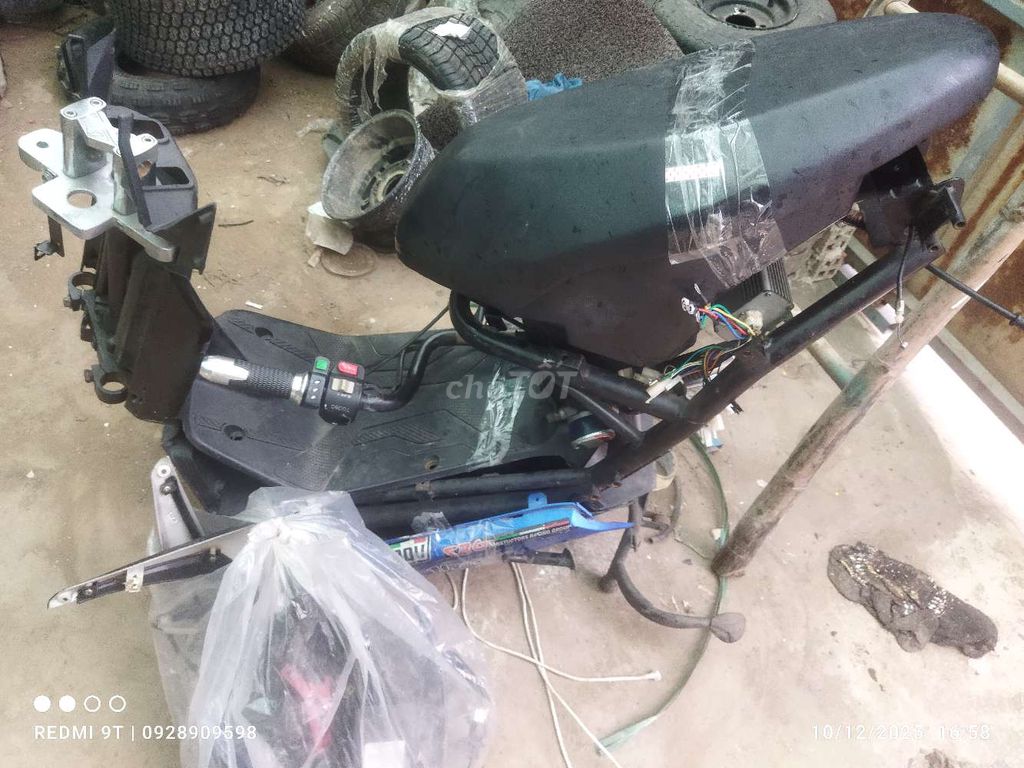 Xe máy điện Xmen 2 màu Đen. Mua bán Xe điện tại Quận Bình Tân Tp Hồ Chí Minh được đăng bởi Nguyệt Vũ hình 1