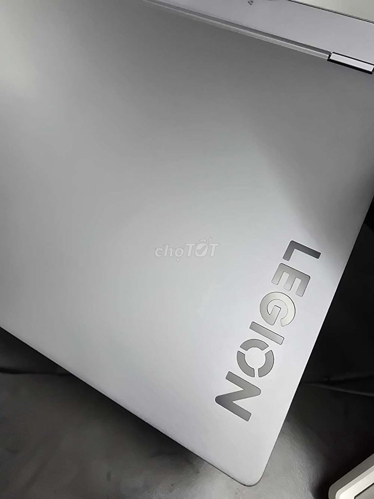 Lenovo legion 5 r7000 11/2024 rtx 4060