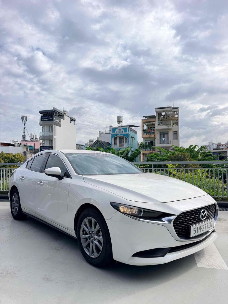 Mazda 3 Deluxe Upgrade Odo 86 км, выпуск 5/2026, как новая