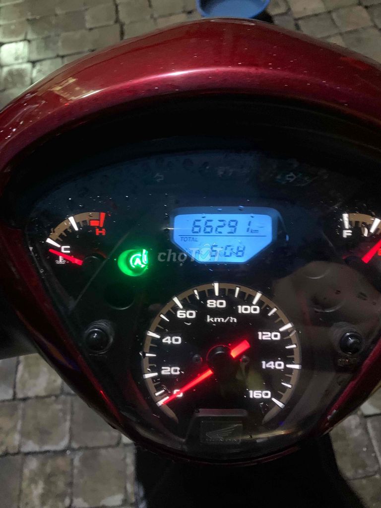 Honda SHVN 125cc 2014 Красный 66291 км