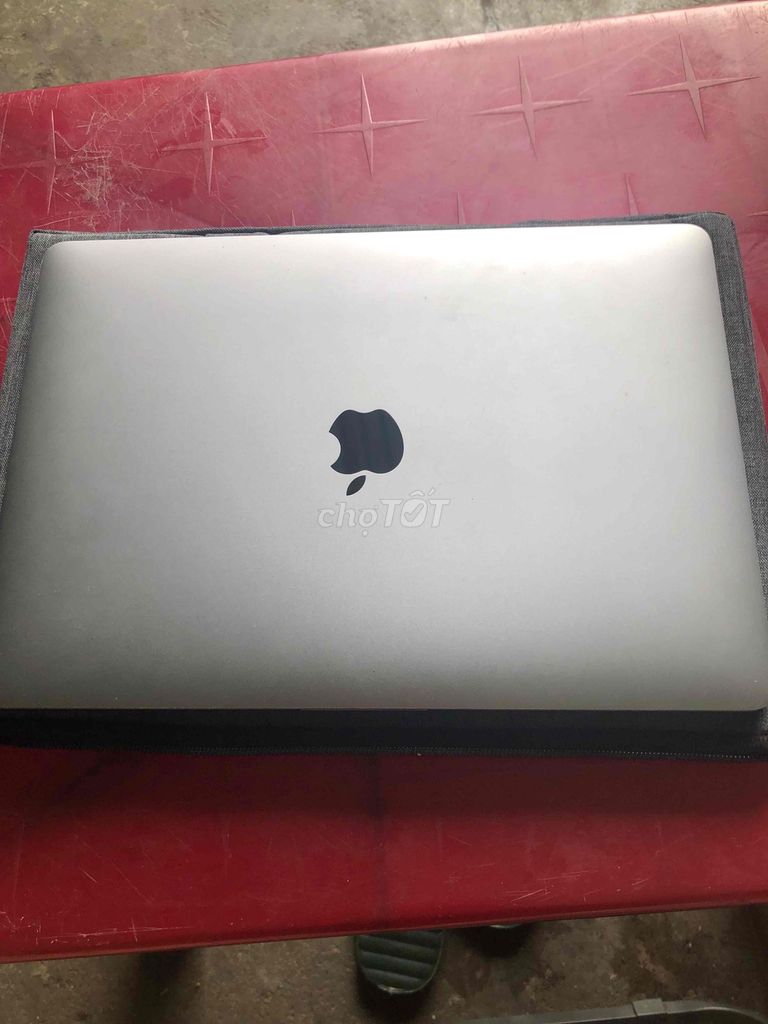 Apple MacBook Pro 2019 Bạc. Mua bán Laptop tại Thị xã An Khê Gia Lai được đăng bởi Mr linh hình 1