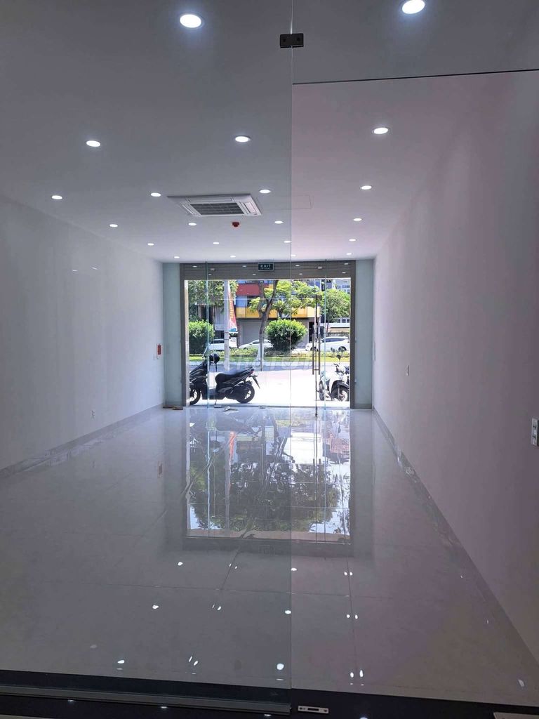 Nhà 3 tầng mới đường nguyễn phước lan gần cầu hòa xuân