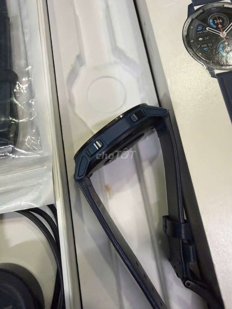 Được vk tặng mà cổ tay nhỏ đeo hk hợp nên bán... Mua bán Thiết bị đeo thông minh tại Huyện Cần Đước Long An được đăng bởi Tèo hình 1