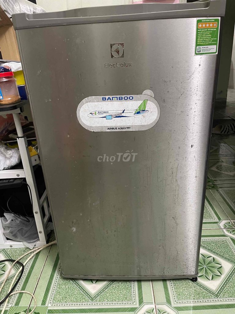 Tủ lạnh mini Electrolux Xám. Mua bán Tủ lạnh tại Quận Nam Từ Liêm Hà Nội được đăng bởi Ngân Nguyễn hình 1