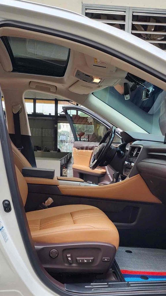 Lexus RX350 2016 xe đi 33.000km mới tinh. Mua bán Ô tô tại Thành phố Thủ Đức Tp Hồ Chí Minh được đăng bởi Siêu Thị Ôtô Dĩ an hình 15