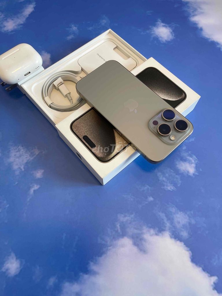 iPhone 15 Pro 256G QTẾ Zin Full Chính Hãng Pin 97%. Mua bán Điện thoại tại Quận 3 Tp Hồ Chí Minh được đăng bởi Hủ Tiền May Mắn hình 1