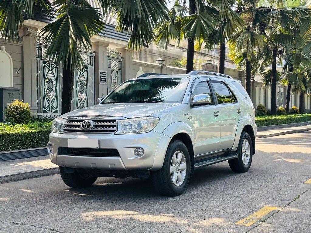 Toyota Fortuner 2010 2.7 4x4 AT 120000 km. Mua bán Ô tô tại Thành phố Dĩ An Bình Dương được đăng bởi Siêu Thị Ô Tô Bình Dương  hình 12
