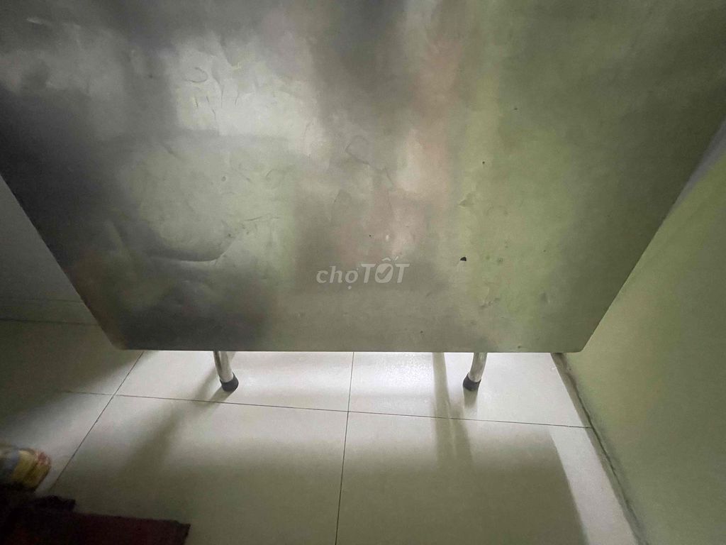 Bàn Inox Bạc Bền bỉ, dễ vệ sinh. Mua bán Bàn ghế tại Huyện Bình Chánh Tp Hồ Chí Minh được đăng bởi TT hình 1