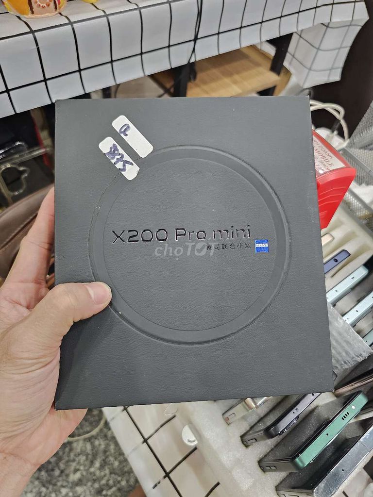 Vivo X200 Pro Mini 16G/512 FULLBOX ZIN CHỤP VIP. Mua bán Điện thoại tại Quận Tân Phú Tp Hồ Chí Minh được đăng bởi Ngô Minh Mobile  hình 1
