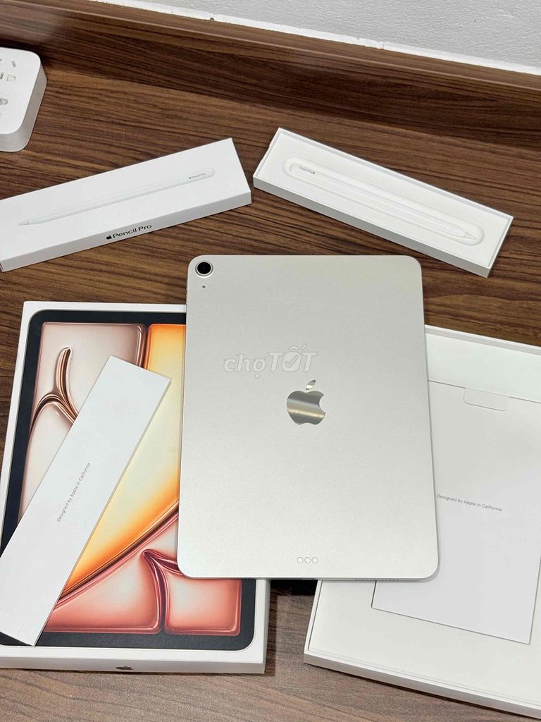 iPad Air 7 11 inch 128GB kèm pencil PRO fullbox. Mua bán Máy tính bảng tại Quận Thanh Xuân Hà Nội được đăng bởi Nguyen Hung  hình 1