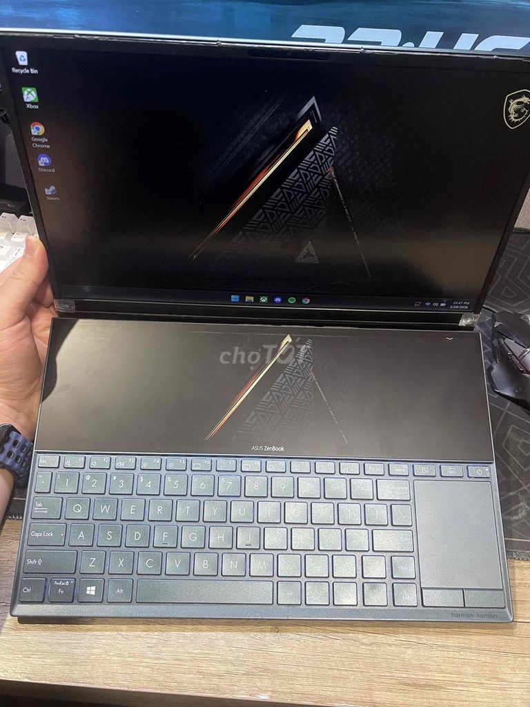 Asus Zenbook Duo 8gb 512g chữa cháy ngoại hình đẹp. Mua bán Laptop tại Quận Tây Hồ Hà Nội được đăng bởi Lê Hoàng Nam hình 1