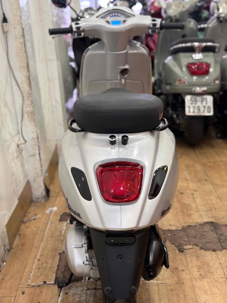 Piaggio Vespa 125 Đời 2015 . BSTP Chính Chủ. Mua bán Xe máy tại Quận Phú Nhuận Tp Hồ Chí Minh được đăng bởi Ngọc Huy hình 6