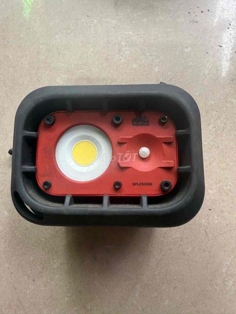 Đèn pin Mac Tools GPL2500M. Mua bán Đèn tại Quận 6 Tp Hồ Chí Minh được đăng bởi Tuân phu lam hình 1