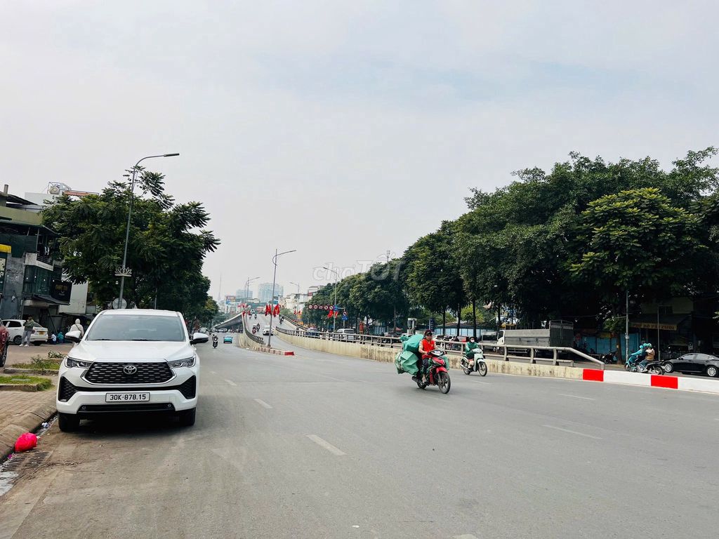 BÁN NHÀ TRẦN KHÁT CHÂN NGÕ NÔNG 4 NHÀ RA PHỐ NGÕ BA GÁC GIÁ CHỈ 3.9TỶ. Mua bán Nhà ở tại Quận Hai Bà Trưng Hà Nội được đăng bởi Phạm Hùng Sơn hình 2