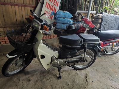 Honda Super Cub 82 Trắng, Đen. Mua bán Xe máy tại Quận Tây Hồ Hà Nội được đăng bởi Dung