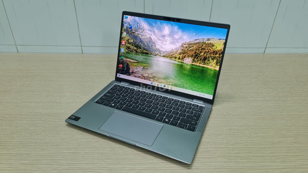 Dell 7450 Ultra 7 165U xách tay Mỹ Like New, 1.3kg. Mua bán Laptop tại Quận 10 Tp Hồ Chí Minh được đăng bởi Đinh Thị Hoài hình 1