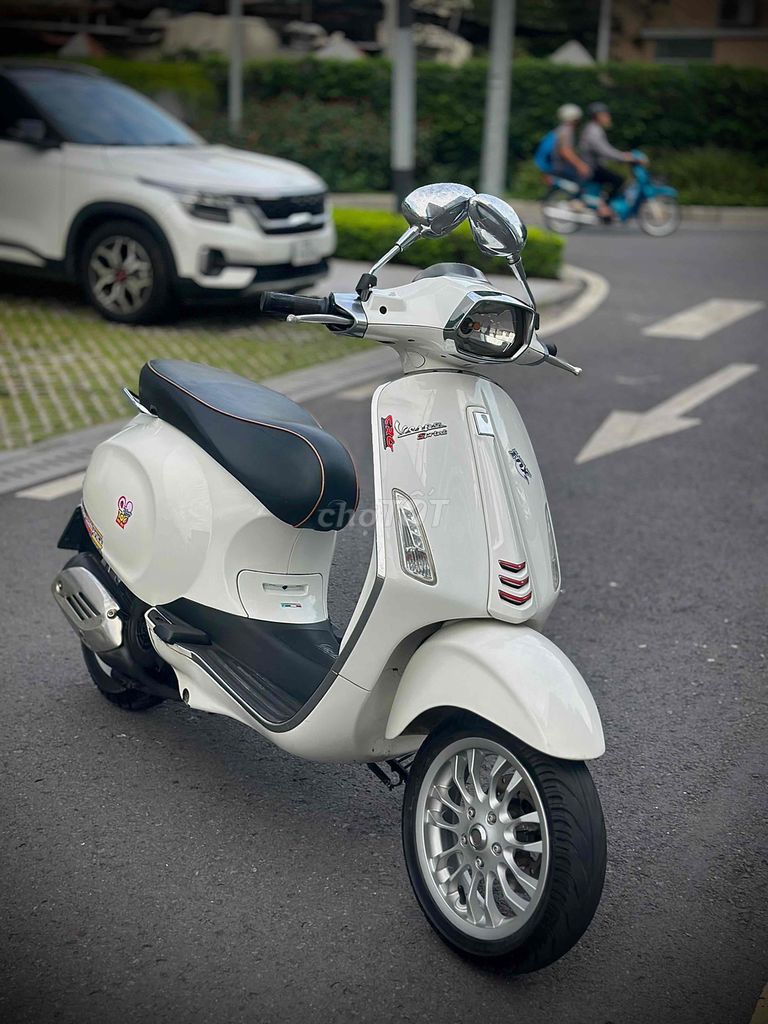 Piaggio Vespa Sprint 125 2015 Trắng. Mua bán Xe máy tại Quận Gò Vấp Tp Hồ Chí Minh được đăng bởi Xe Máy Hiệp Phát hình 2