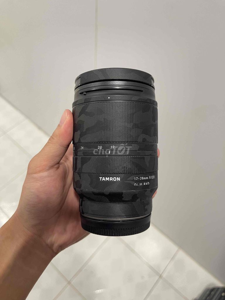 Ống kính Tamron 17-28 f2.8 Sony góc rộng. Mua bán Máy ảnh, Máy quay tại Quận 3 Tp Hồ Chí Minh được đăng bởi nguyen van quý hình 1