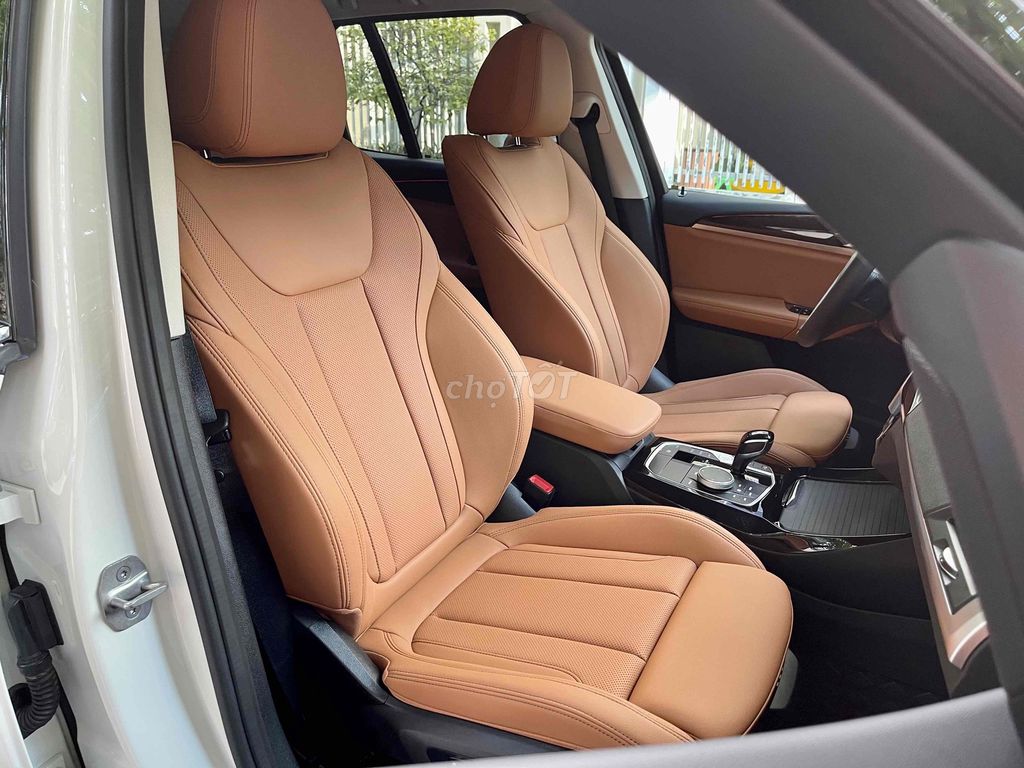 BMW X3 2024 sDrive20i Trắng Nâu - 13000 km. Mua bán Ô tô tại Quận Thanh Xuân Hà Nội được đăng bởi Trần Trí Cường hình 8