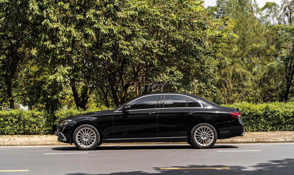 E200 Exclusive - 2022 màu đen siêu lướt siêu đẹp. Mua bán Ô tô tại Quận 7 Tp Hồ Chí Minh được đăng bởi Dương Phương hình 1