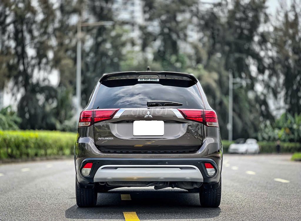 Outlander 2020 zin chính chủ. Mua bán Ô tô tại Quận 7 Tp Hồ Chí Minh được đăng bởi Lê Văn Đạt hình 2