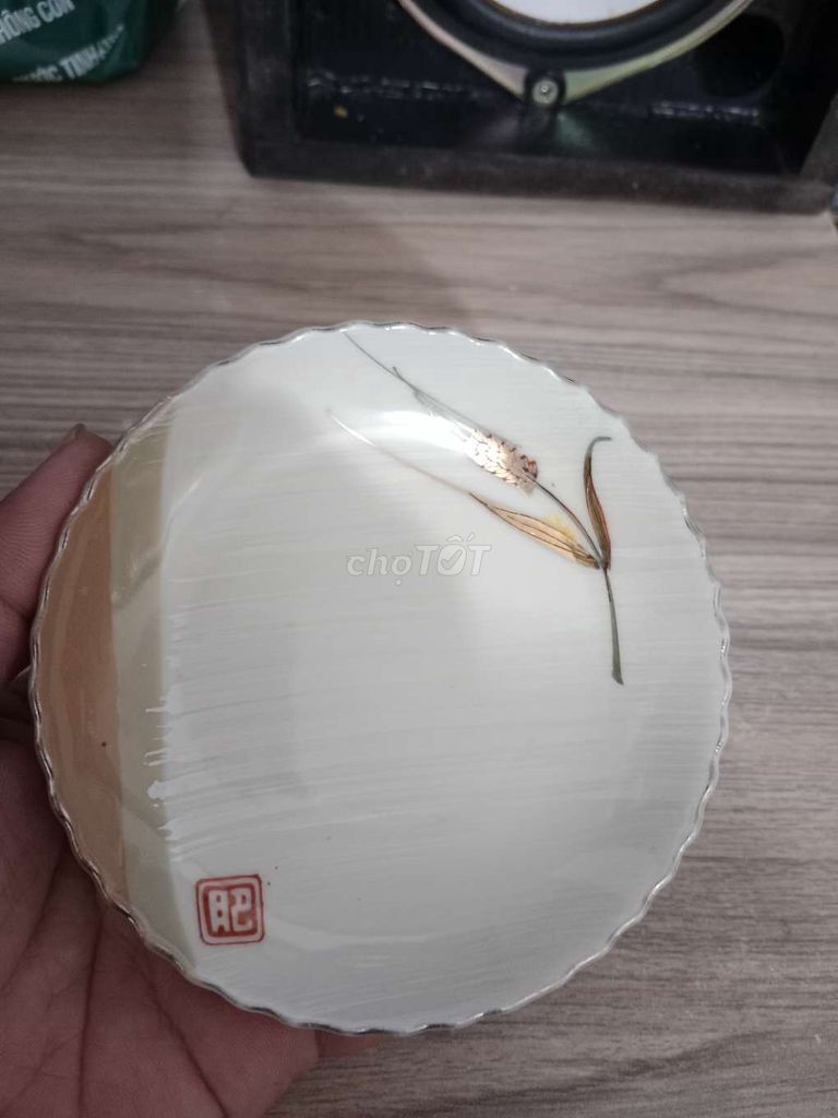 Dĩa gốm sứ Nhật Bản Trắng. Mua bán Dụng cụ nhà bếp tại Huyện Bình Đại Bến Tre được đăng bởi Đồ cũ giá rẻ hình 1