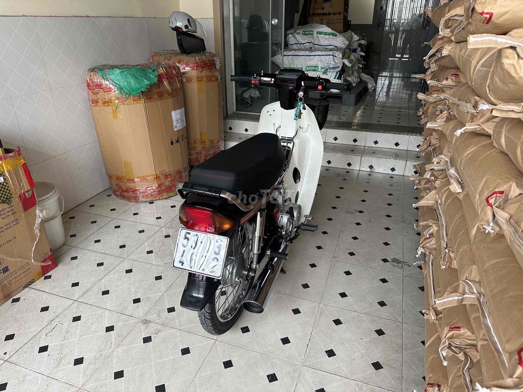 Honda Dream Thai up 110 коричневый, белый