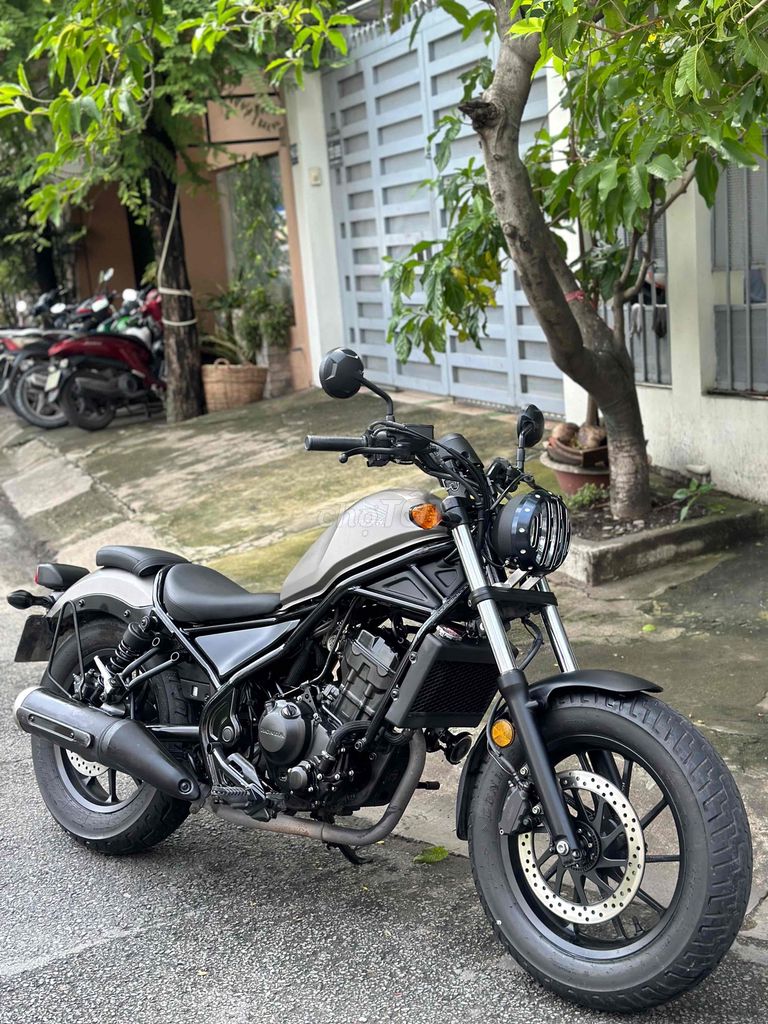 Honda rebel 300 2019 .1 chủ odo 11k. zin keng bstp