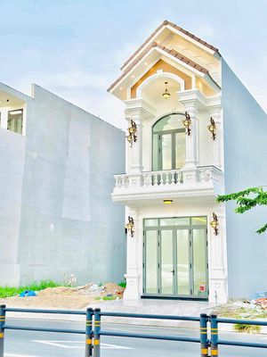 NHÀ LẦU 4,5 x 44 MẶT TIỀN ĐƯỜNG TRẦN HOÀNG NA. Mua bán nhà ở tại Quận Ninh Kiều Cần Thơ được đăng bởi NHÀ ĐẤT MẶT PHỐ