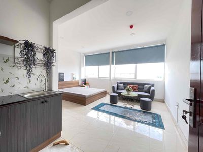 ✨ Studio siêu rộng – Cửa sổ lớn ngập nắng – Full nội thất
