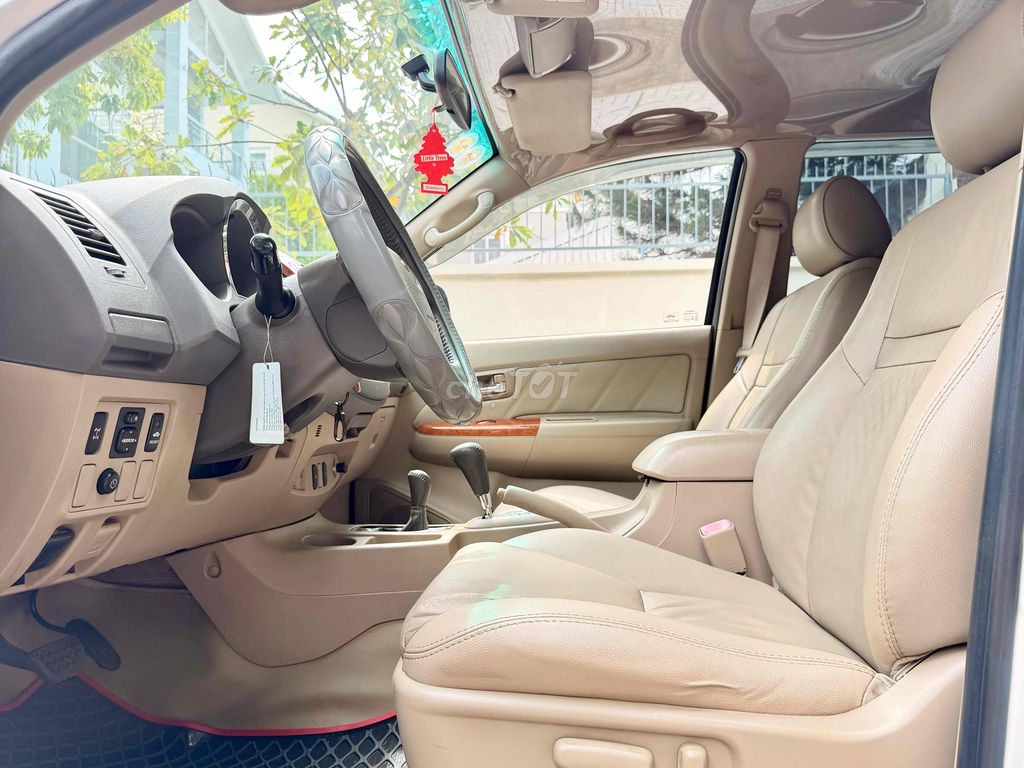 FORTUNER 2.7V4x4 2011 в отличном состоянии, оригинальный двигатель