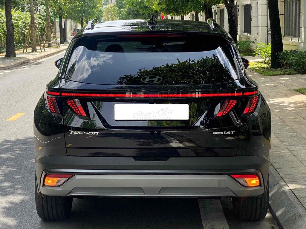 Hyundai Tucson 2025 1.6 Turbo - 9700 km. Mua bán Ô tô tại Quận Phú Nhuận Tp Hồ Chí Minh được đăng bởi Tuấn Kiệt Trần hình 6