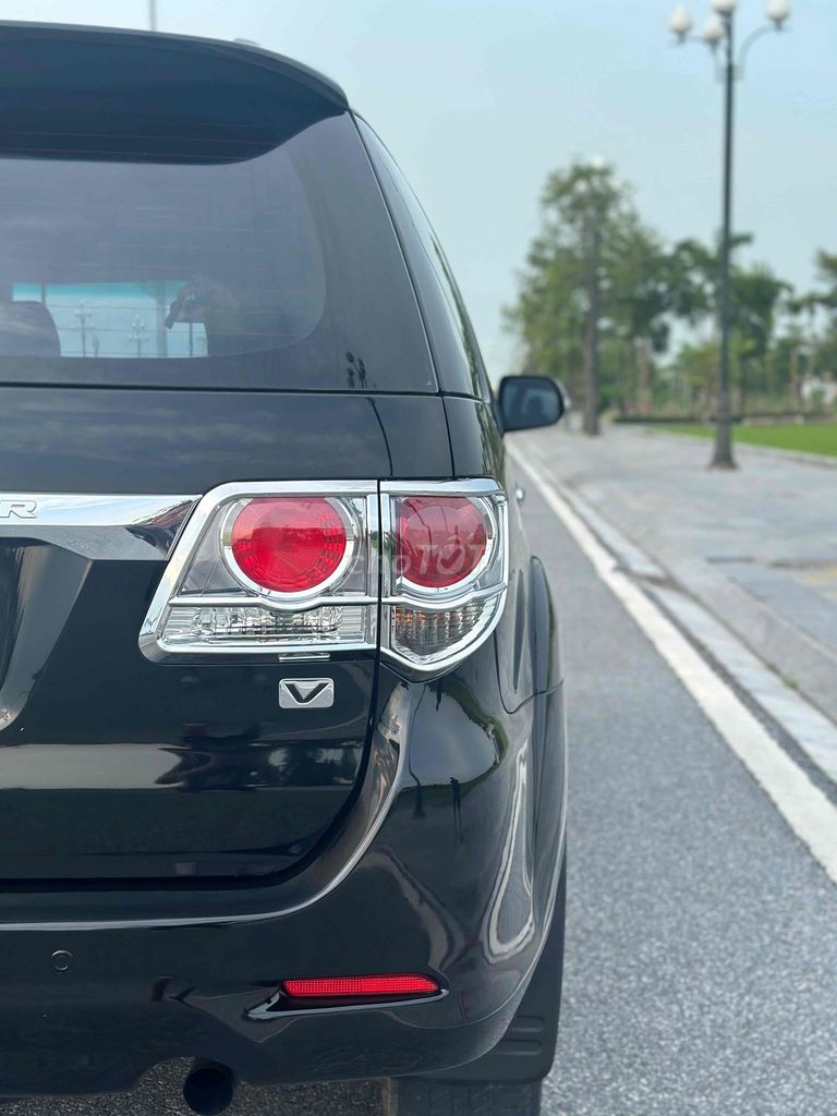 Bán Toyota Fortuner 2013 2.7V 4x2 AT. Mua bán Ô tô tại Thành phố Thái Bình Thái Bình được đăng bởi Trần Hà Auto hình 8