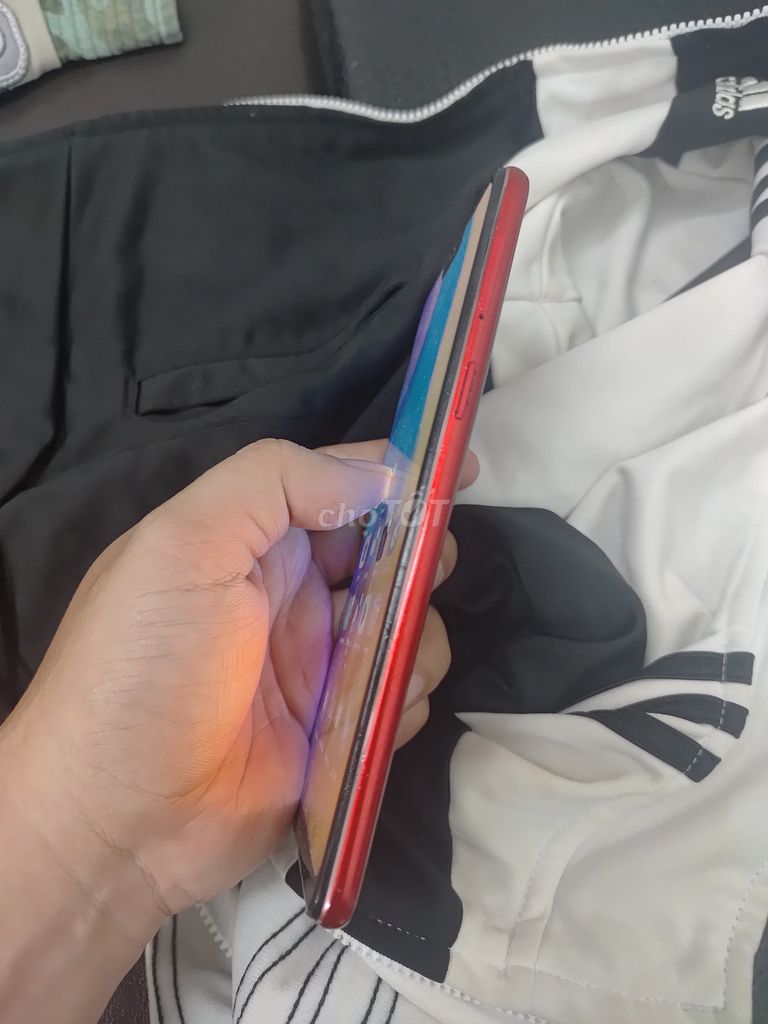 Nhà xài OPPO F7 64GB Nguyên Zin Đỏ..pass lại. Mua bán Điện thoại tại Quận 12 Tp Hồ Chí Minh được đăng bởi Huyền hình 1