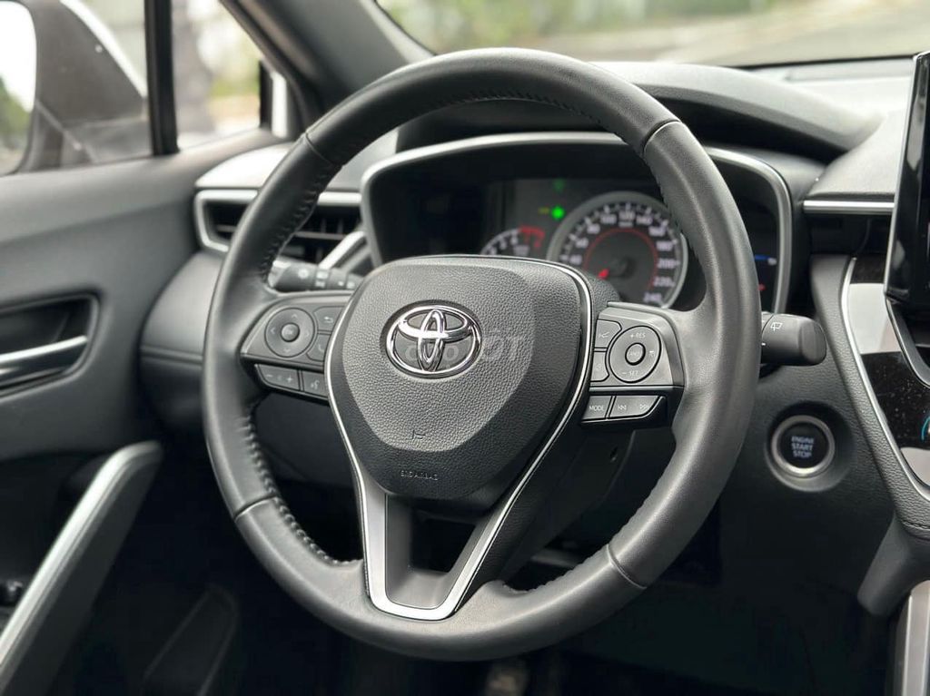 Toyota Corolla Cross 2023 1.8V - 29,000 km. 1 chủ.. Mua bán Ô tô tại Thành phố Thủ Đức Tp Hồ Chí Minh được đăng bởi Đức Tứ Bánh hình 7